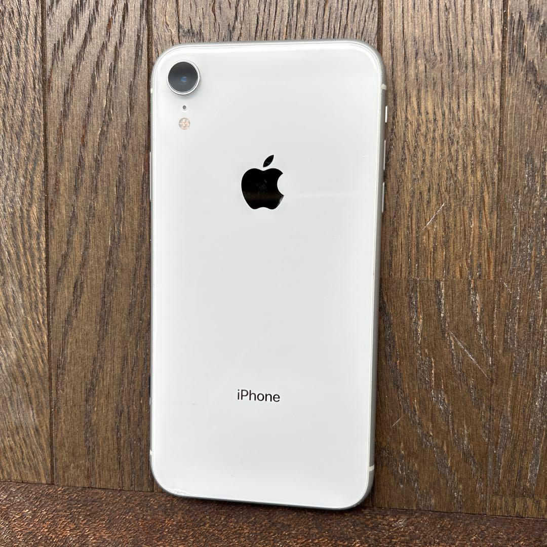 iPhone XR 64GB SIMフリー ホワイト - メルカリ