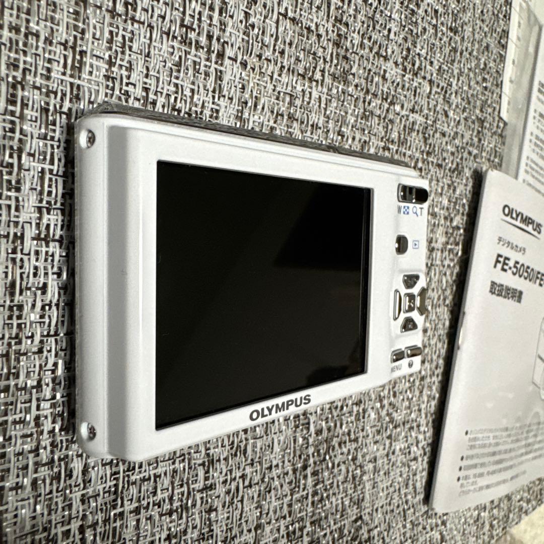 OLYMPUS FE-4050 コンパクトデジタルカメラ