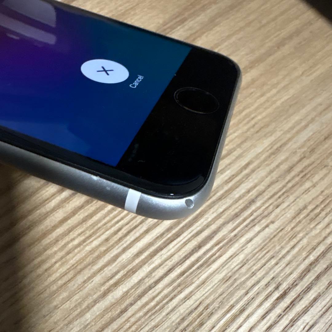 Apple iPhone SE2 128GB ホワイト