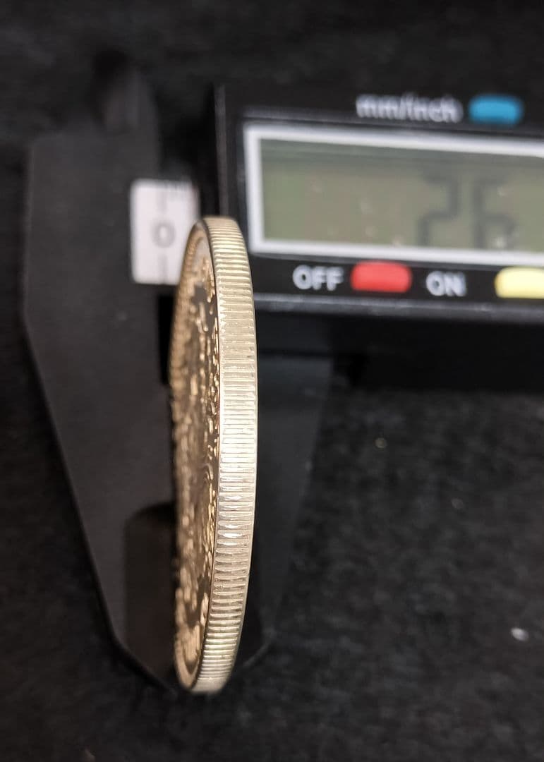 銀貨保証中国銀貨メダル 目方約26.7g 銀含有率約90% 中国古銭銀貨