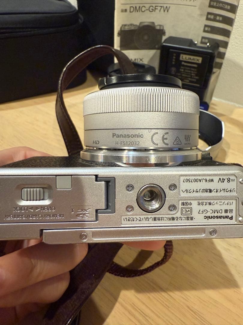 LUMIX dmc-gf7w Panasonic ミラーレス 写真Wi-Fi送信