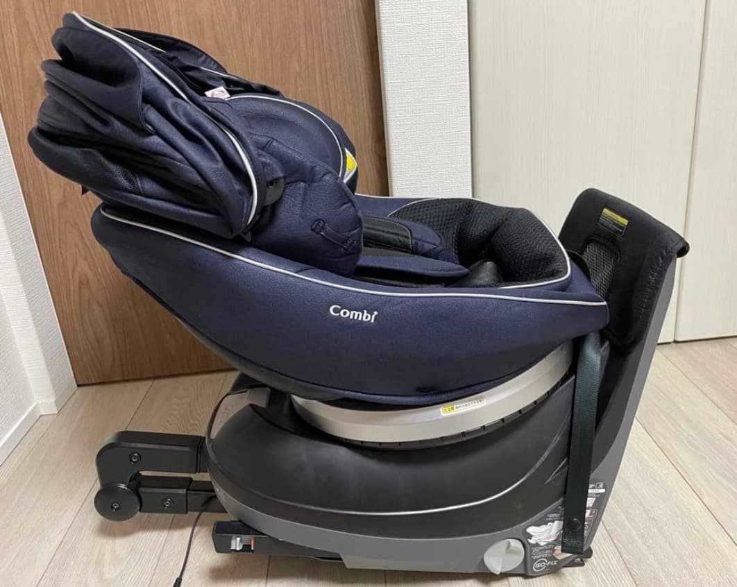 【美品】　ISOFIX チャイルドシート 赤ちゃん　ベビー　子ども