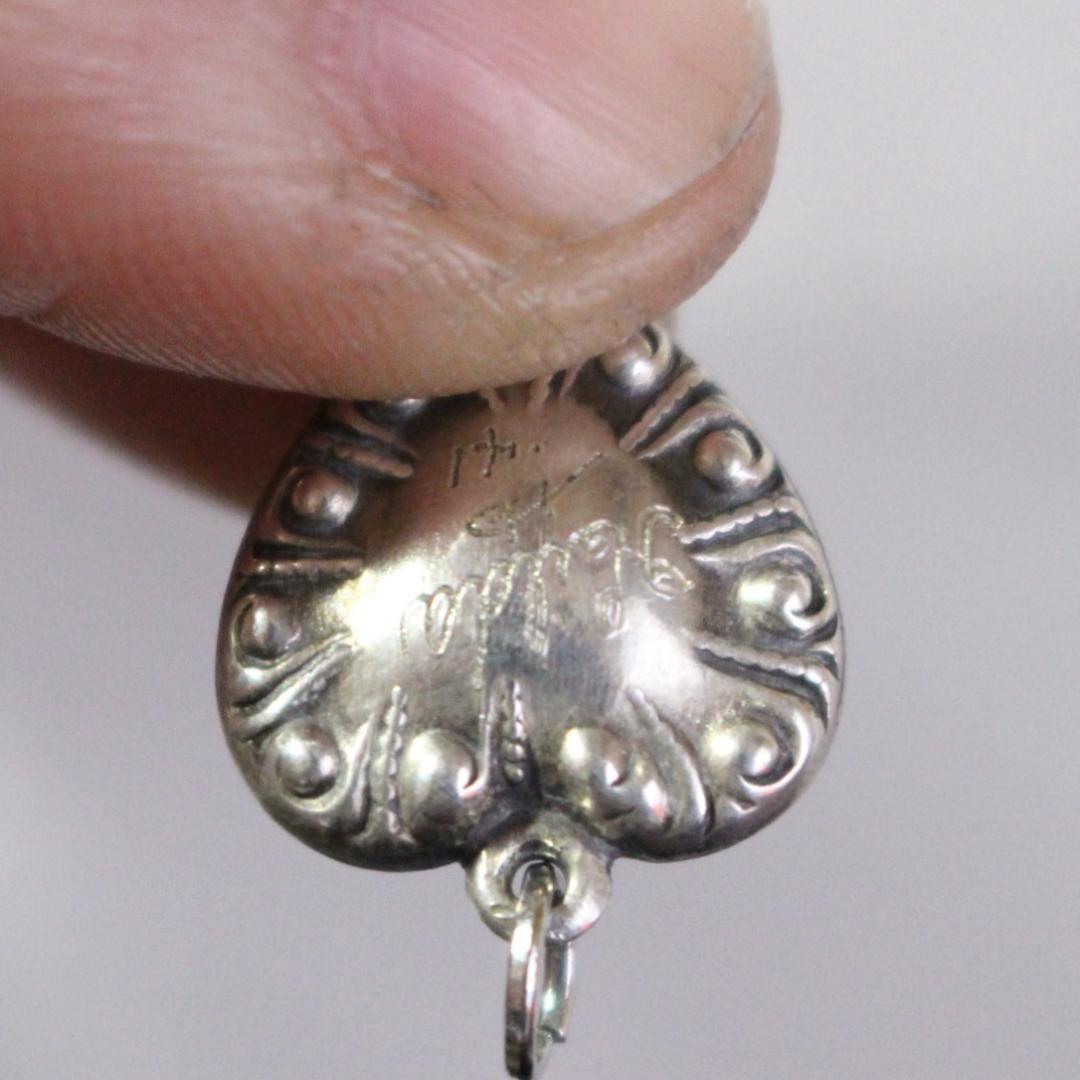 40s スウィートハートジュエリー アールデコ 古着 渦巻 波 NAVY - メルカリ