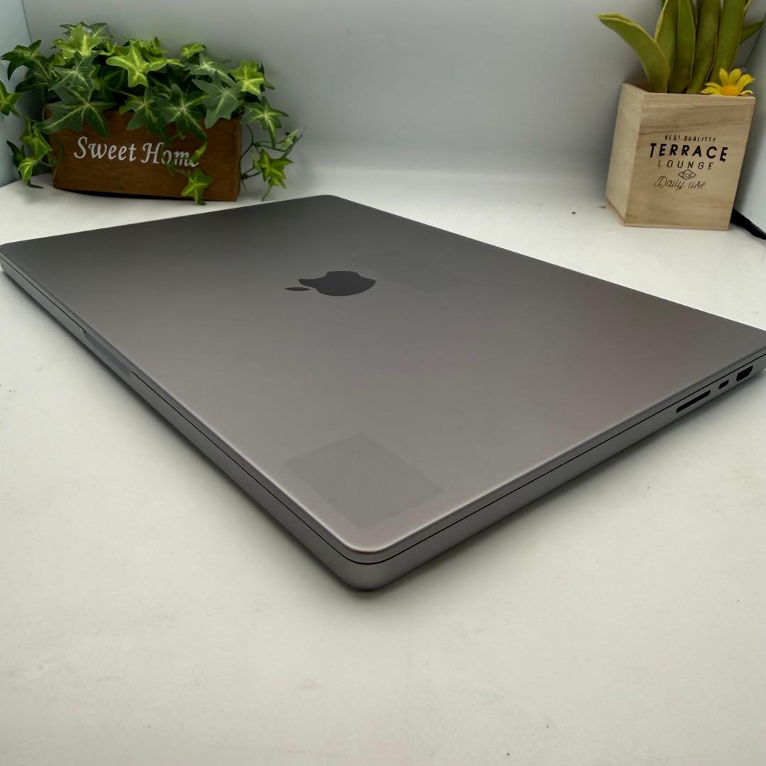 MacBook Pro M1 Pro 16インチ 2021 32GB / 1TB
