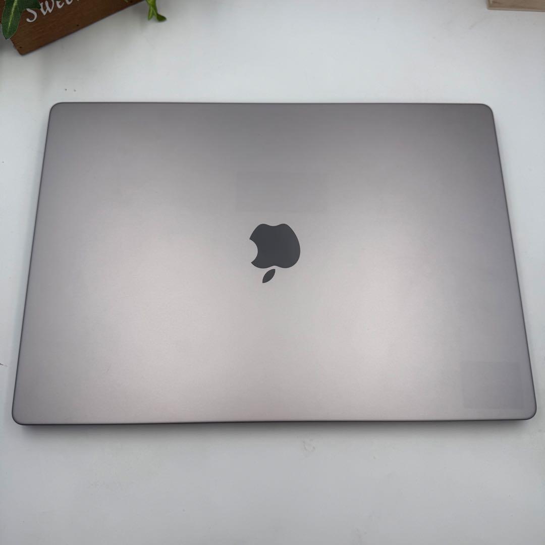 MacBook Pro M1 Pro 16インチ 2021 32GB / 1TB