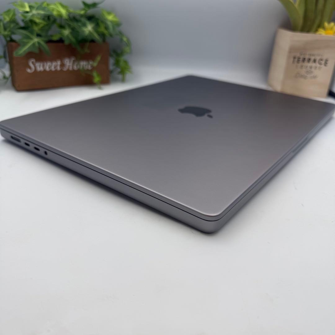 MacBook Pro M1 Pro 16インチ 2021 32GB / 1TB