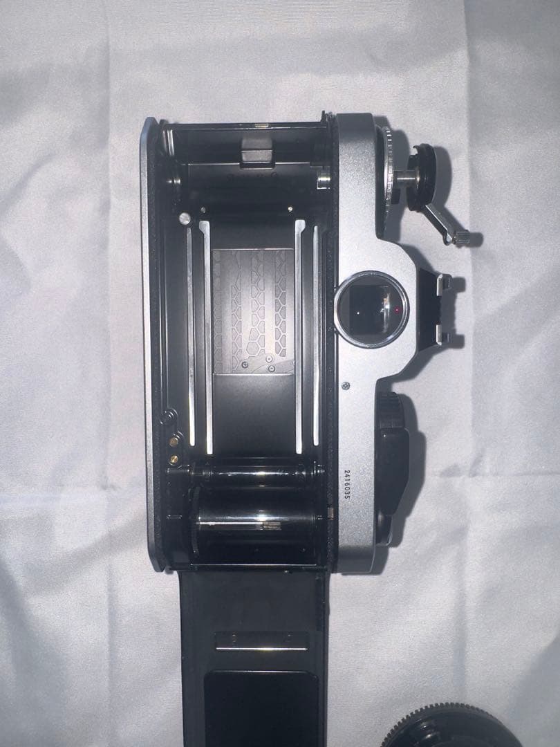 Nikon FE2 シルバー フィルムカメラ 一眼レフ 完動品