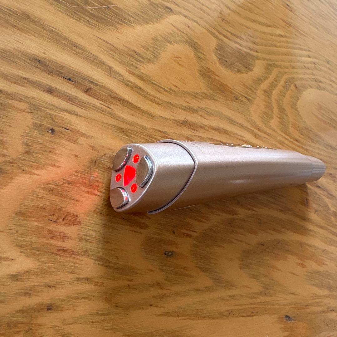 ME ラボンアイ　IKKOプロデュース/目元美顔器