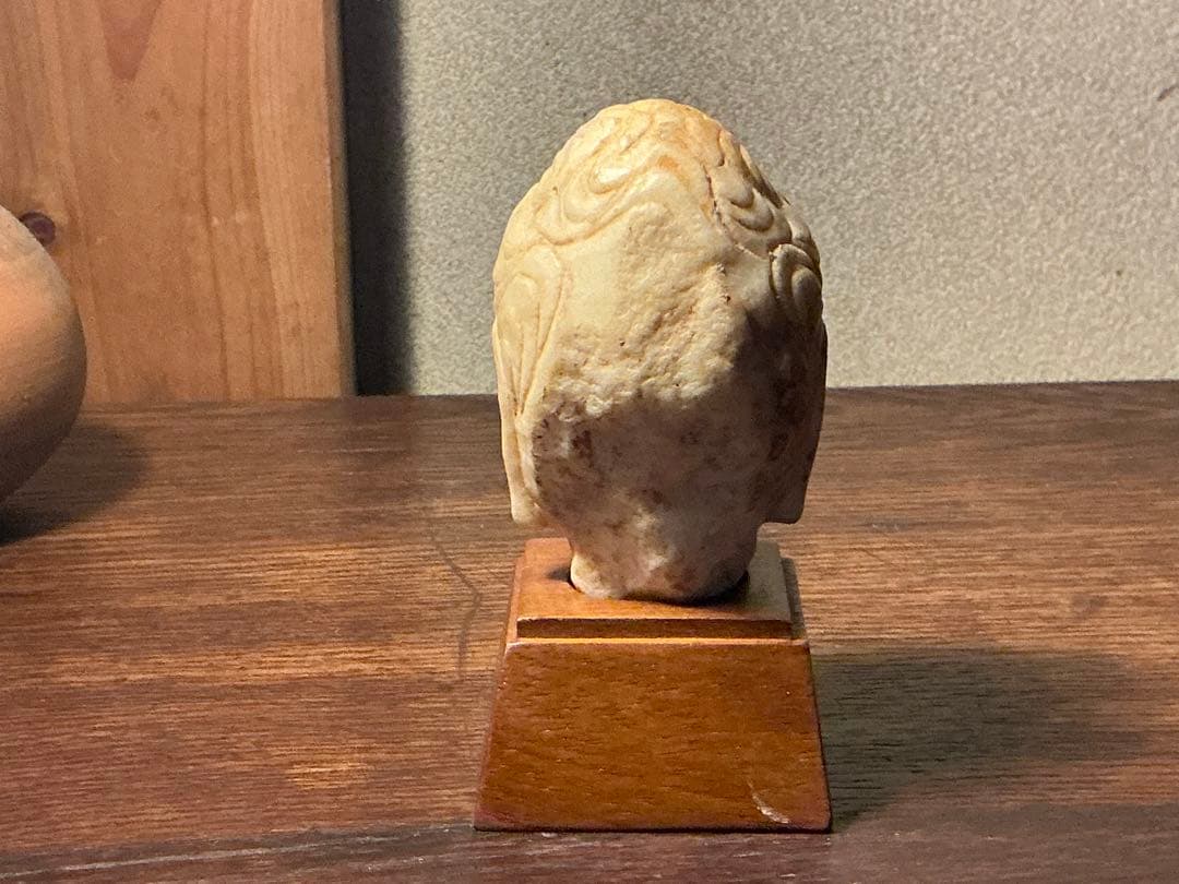 o*0様 仏頭 台付き 高さ約11.6cm 中国石仏