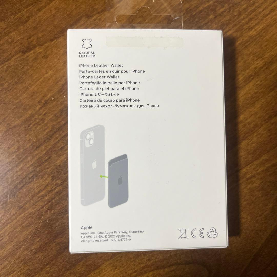 Apple 純正iPhone レザーウォレット 探す機能ありMagSafe対応