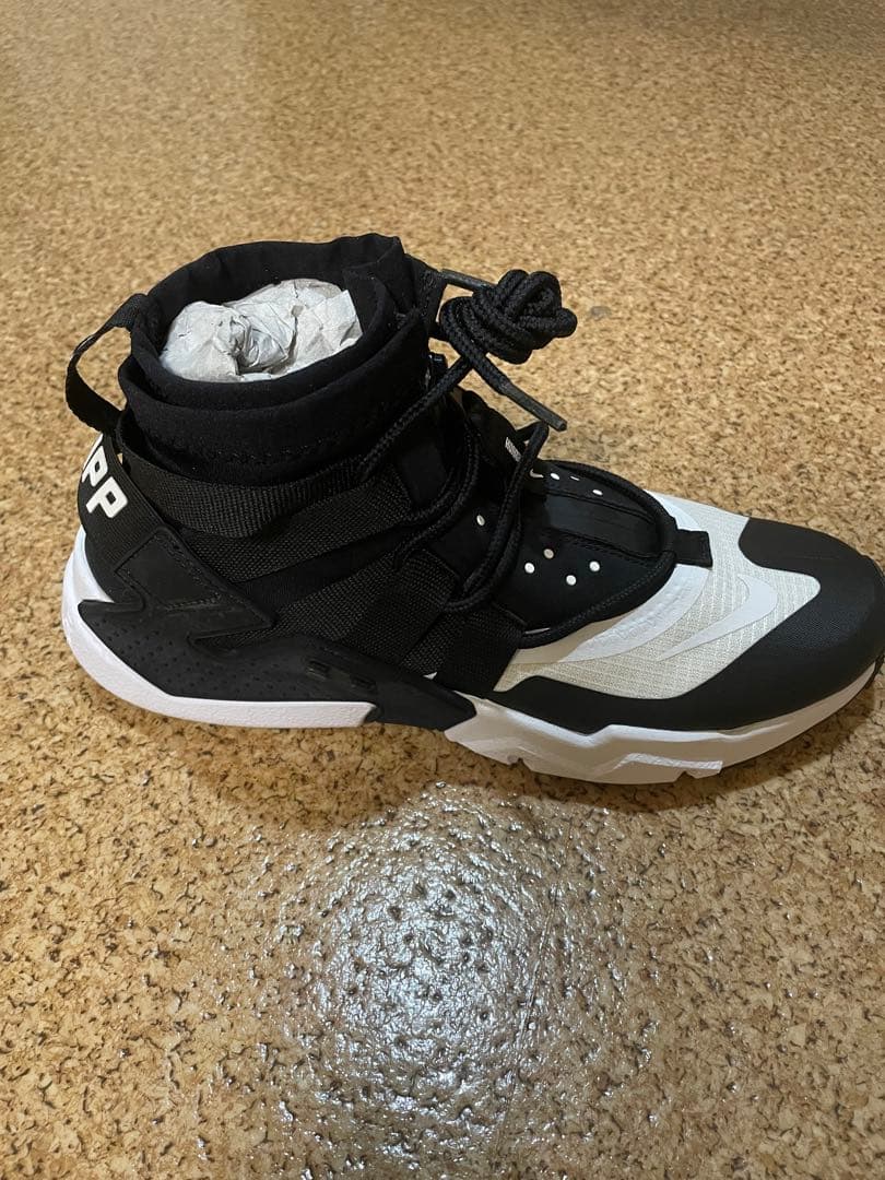 新品未使用タグ付き】Nike エアハラチグリップ 10.5 US 28.5 - メルカリ