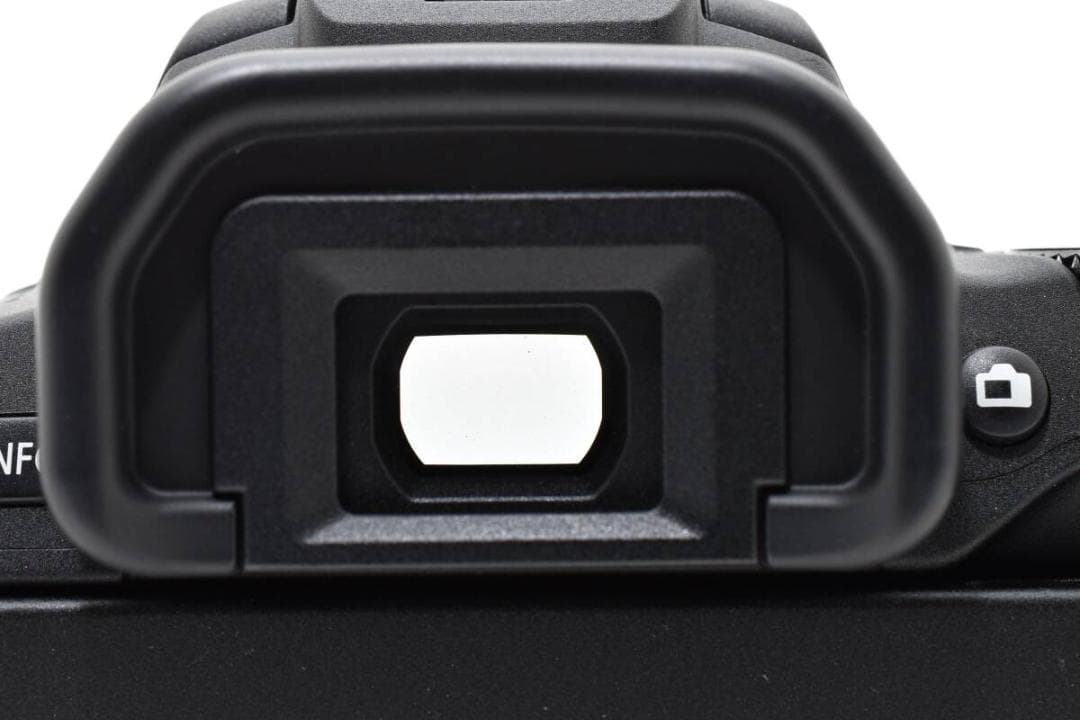 良品 キャノン Canon EOS Kiss X9 ボディ #1717