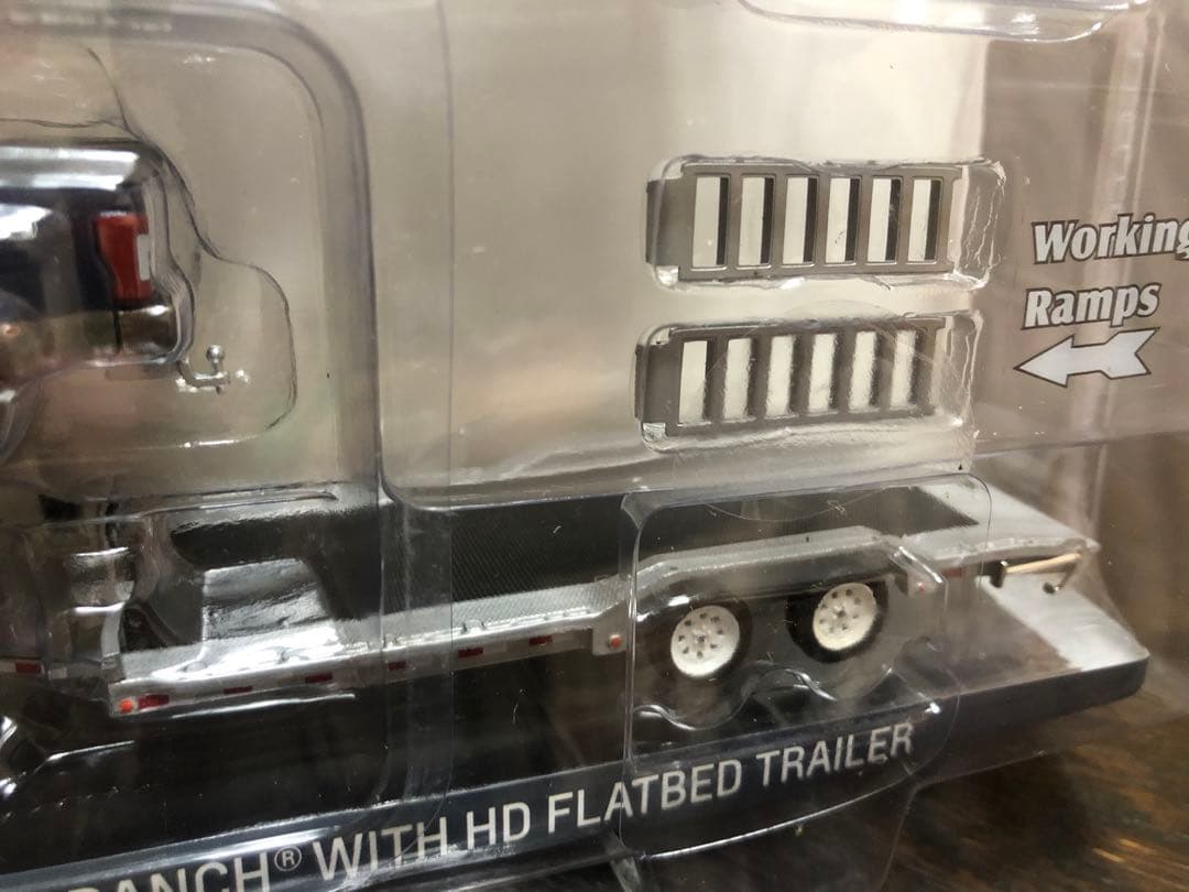 グリーンライト 1/64 2018 FORD F-350 KING RANCH - メルカリ