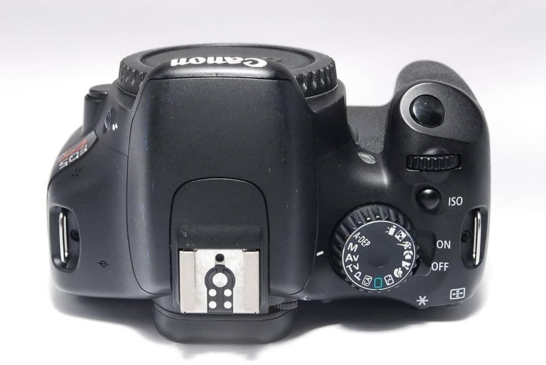 ♥届いてすぐ使える♥Canon Kiss X4☆一眼レフカメラ☆美品 初心者