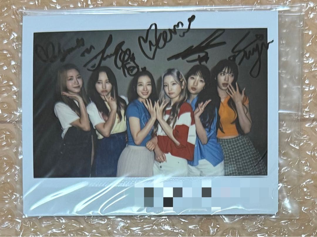 Rocket Punch サイン入りチェキ写真 - メルカリ