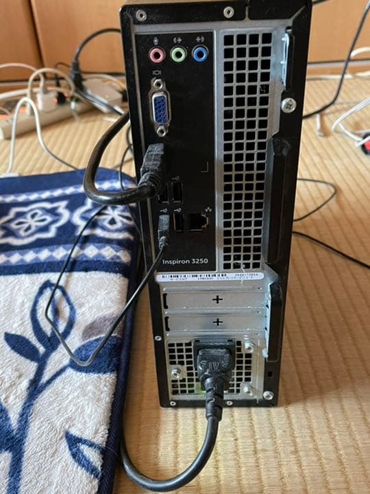 DELL 3250  27インチ　スピーカー内蔵モニターセット