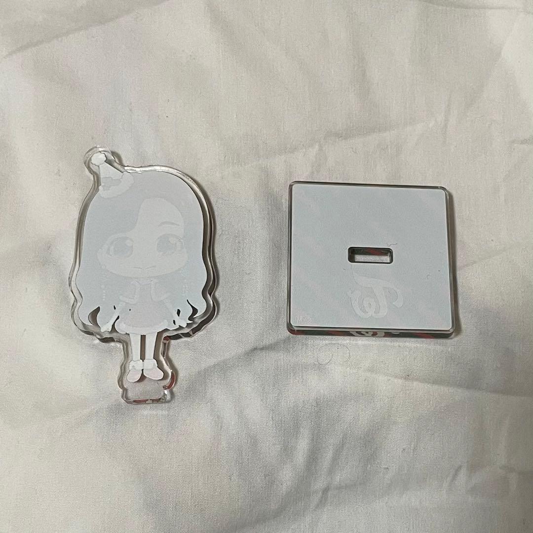 TWICE タワレコ限定 アクリルスタンド ナヨン ¥2299 - メルカリ