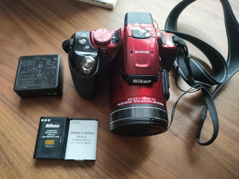 Nikon Coolpix P610 レッド 60倍光学ズーム