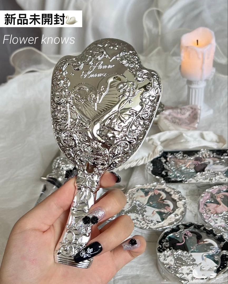 新品未開封 フラワーノーズ スワンバレエシリーズ ヘアブラシ 白鳥