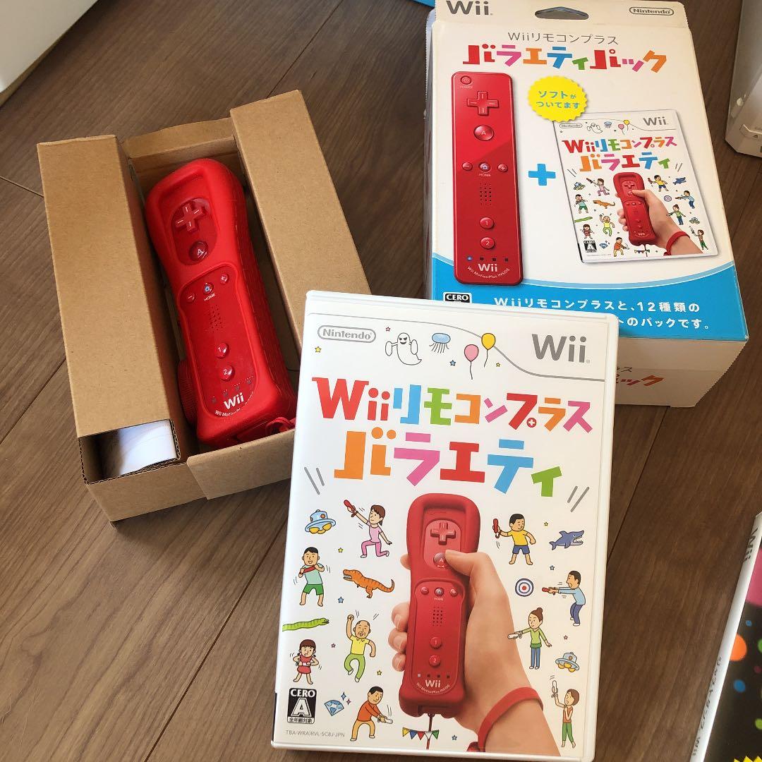 Wii本体箱あり　ソフト4本＋Wiiリモコンプラス