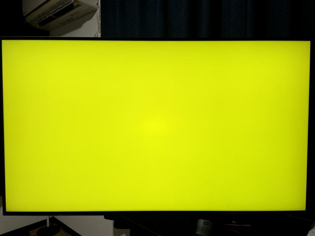 Dell U3223QE (31.5インチ 4K モニター)