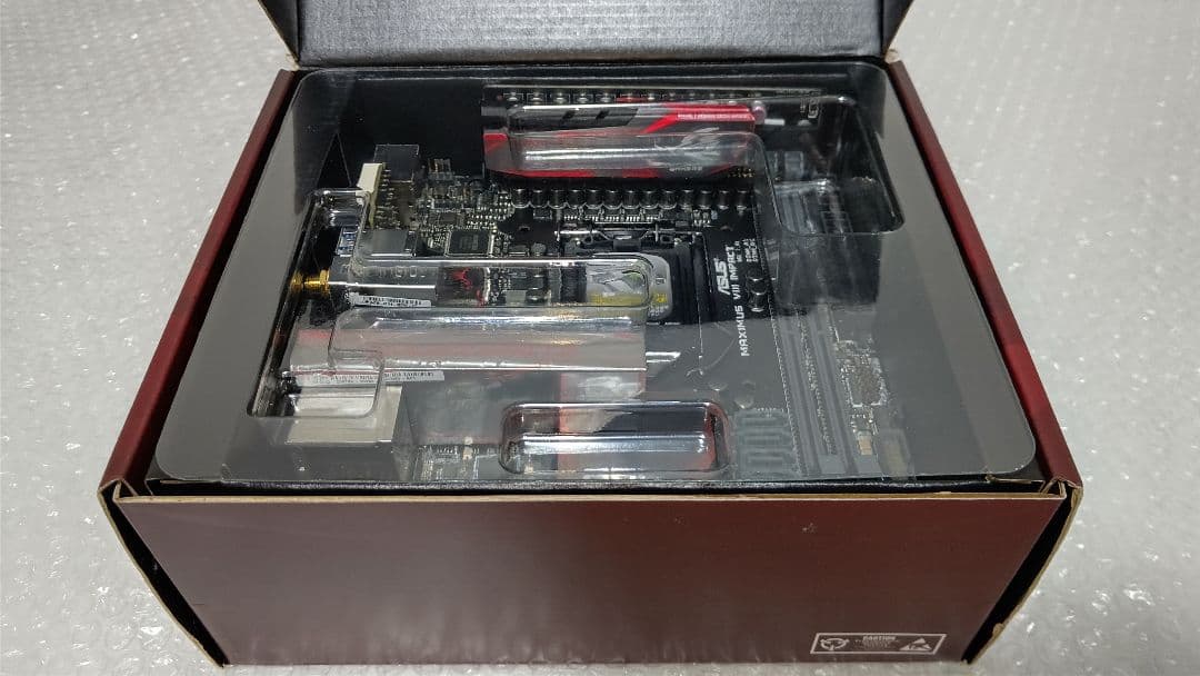 美品 ASUS MAXIMUS Ⅷ IMPACT Z170 最新BIOS更新済み