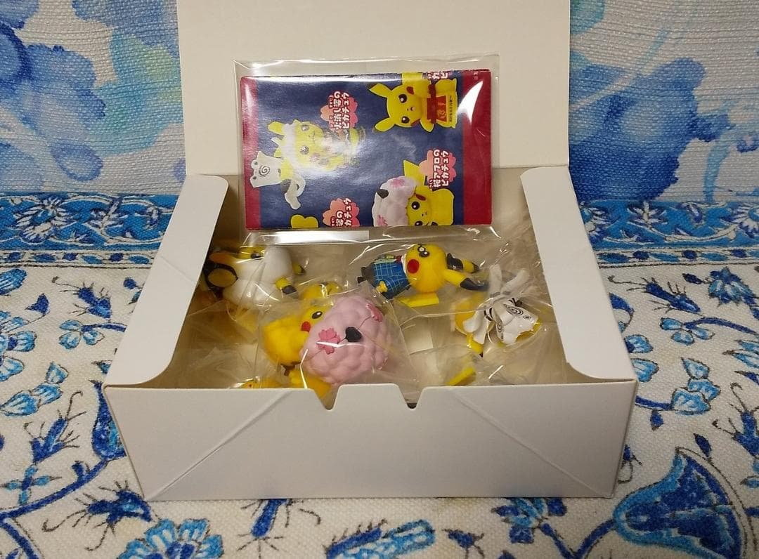 ☆ポケモンセンター トウキョーDX ピカチュウ フィギュアコレクション