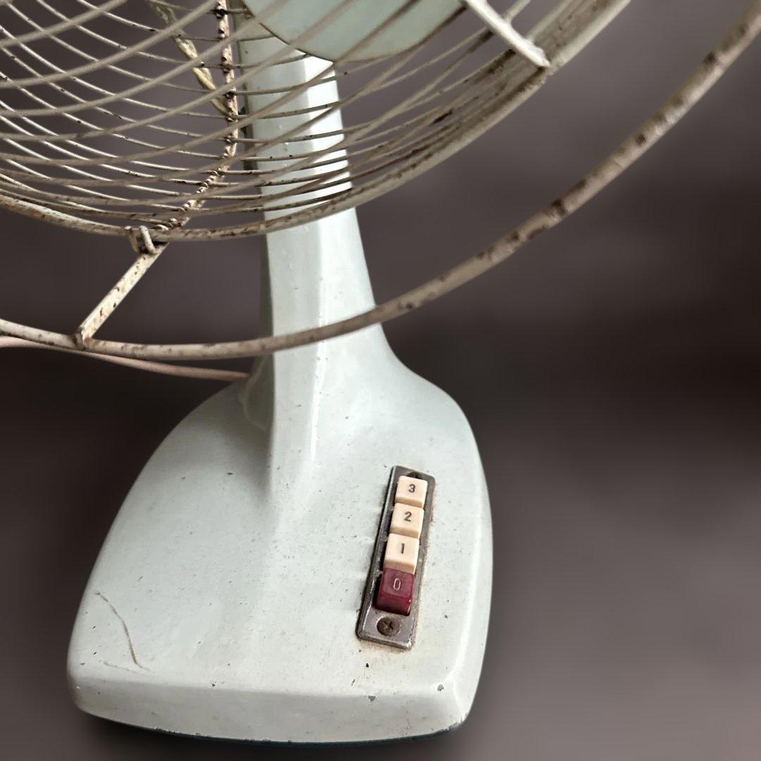 ヴィンテージ　三洋扇風機　サンヨー　通電確認済みとても可愛いカラー！