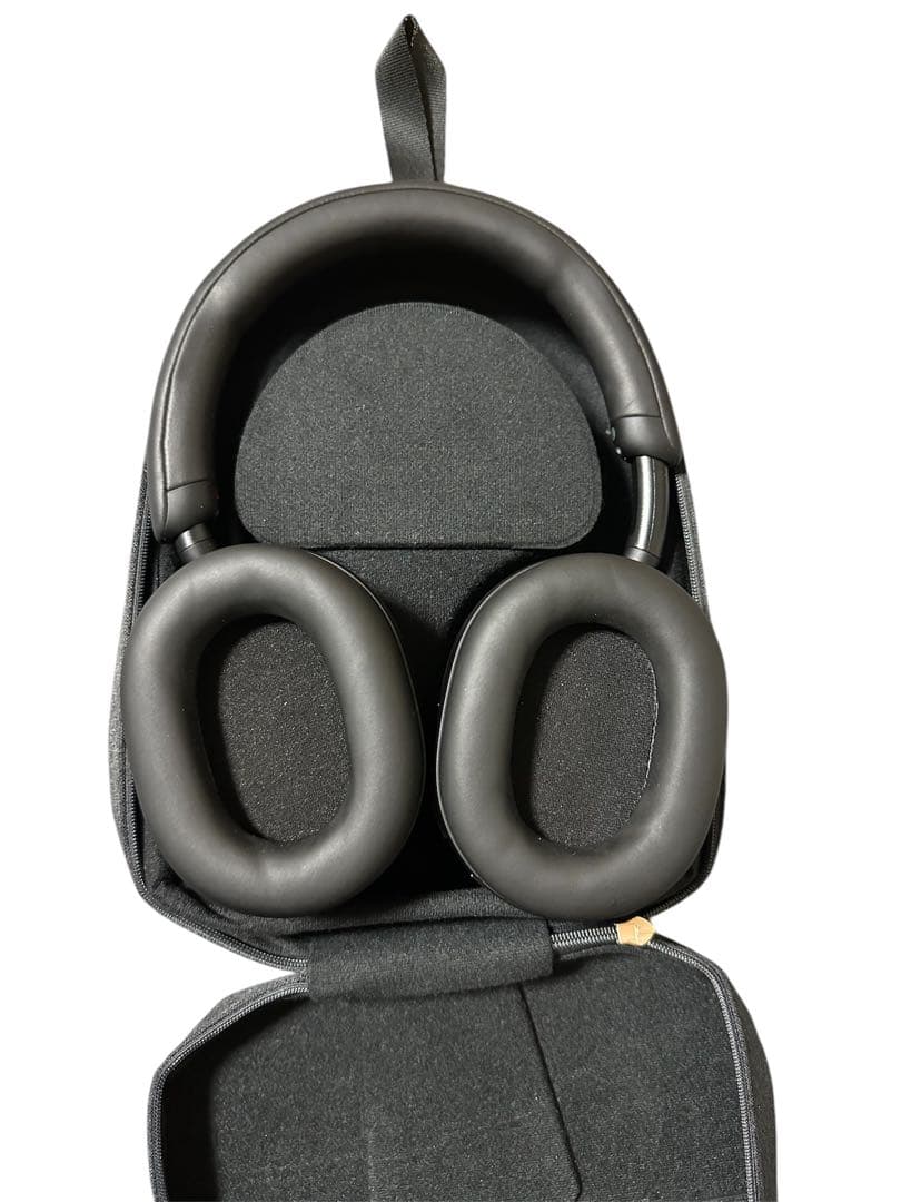 SONY ソニー WH-1000XM5 ブラックワイヤレスヘッドホン　送料無料