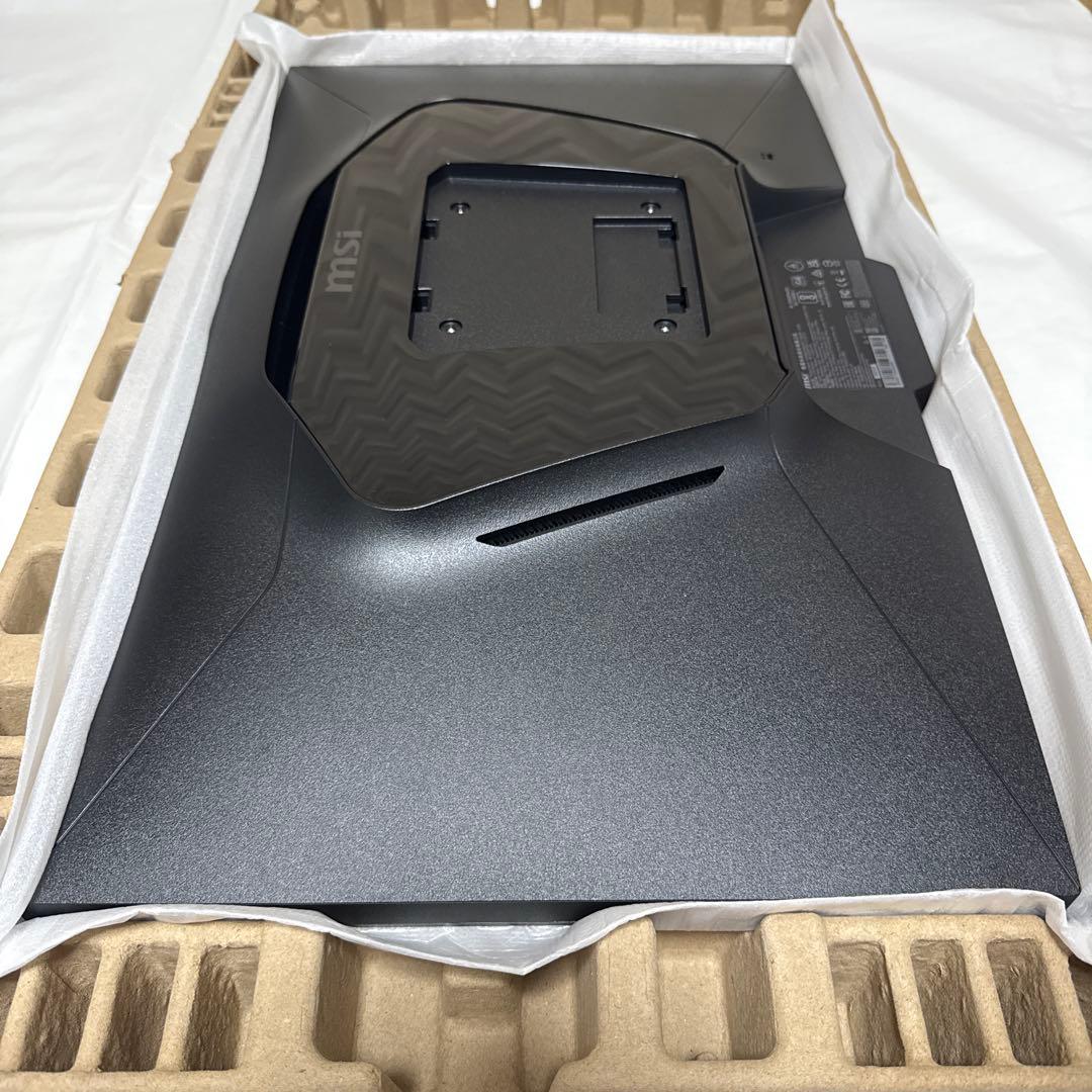 MSI MAG E16M 27インチ 4K MiniLED モニター