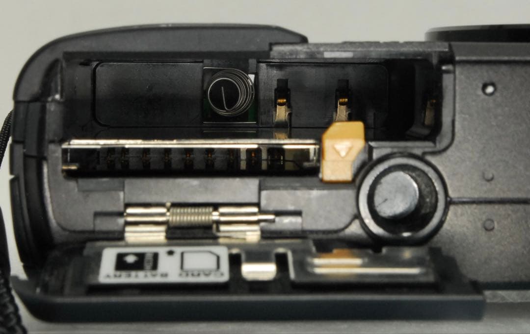 RICOH R10 ❤️スマホ転送 ブラック 動作確認済 リコー コンデジ カメラ