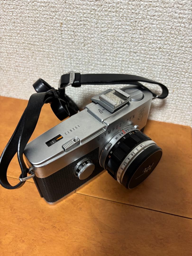 フィルムカメラ Olympus PEN-F