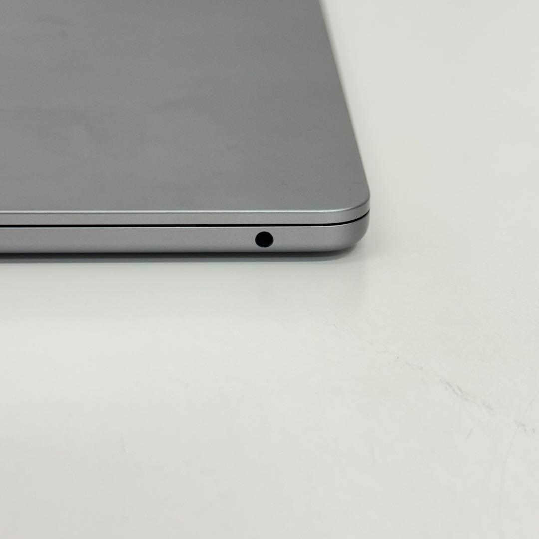 MacBook本体 MacBook Air M3 16GB RAM 512GB Storage