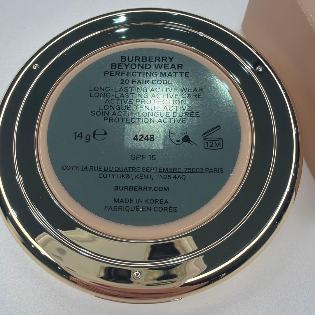 BURBERRY BEYOND WEAR クッションファンデーション - メルカリ