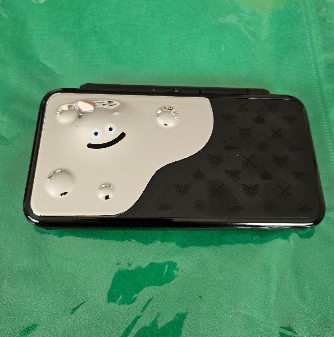 New Nintendo 2DS LL ドラゴンクエストはぐれメタルエディション