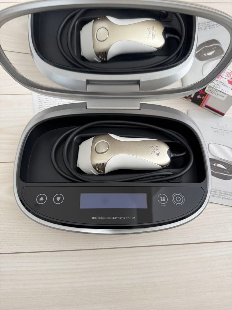 ケノン 脱毛器 シャンパンゴールド 本体 付属品ありケノン 脱毛器 ver7