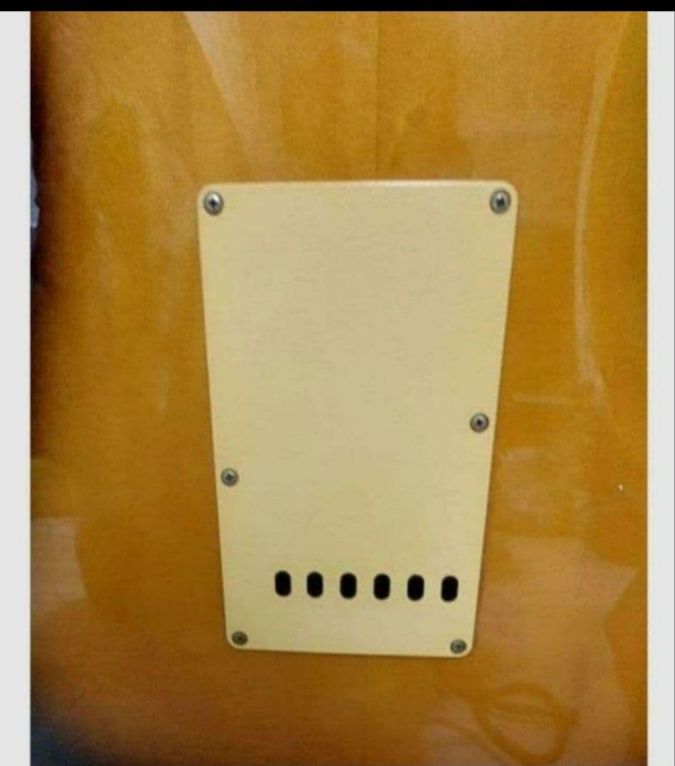 Fender サンバースト & ZOOM PLAYER3030 &コードセット - メルカリ