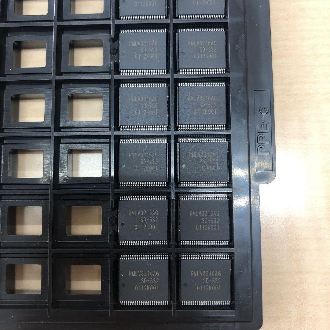 ★お買い得★ルネサス　SRAM 32MB(2MB X 16)　17個