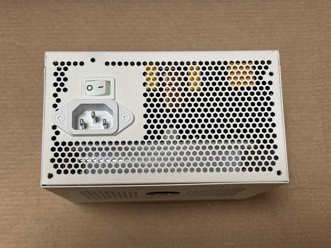 GTI850MW-III電源ユニット 850W 80PLUS GOLD ホワイト