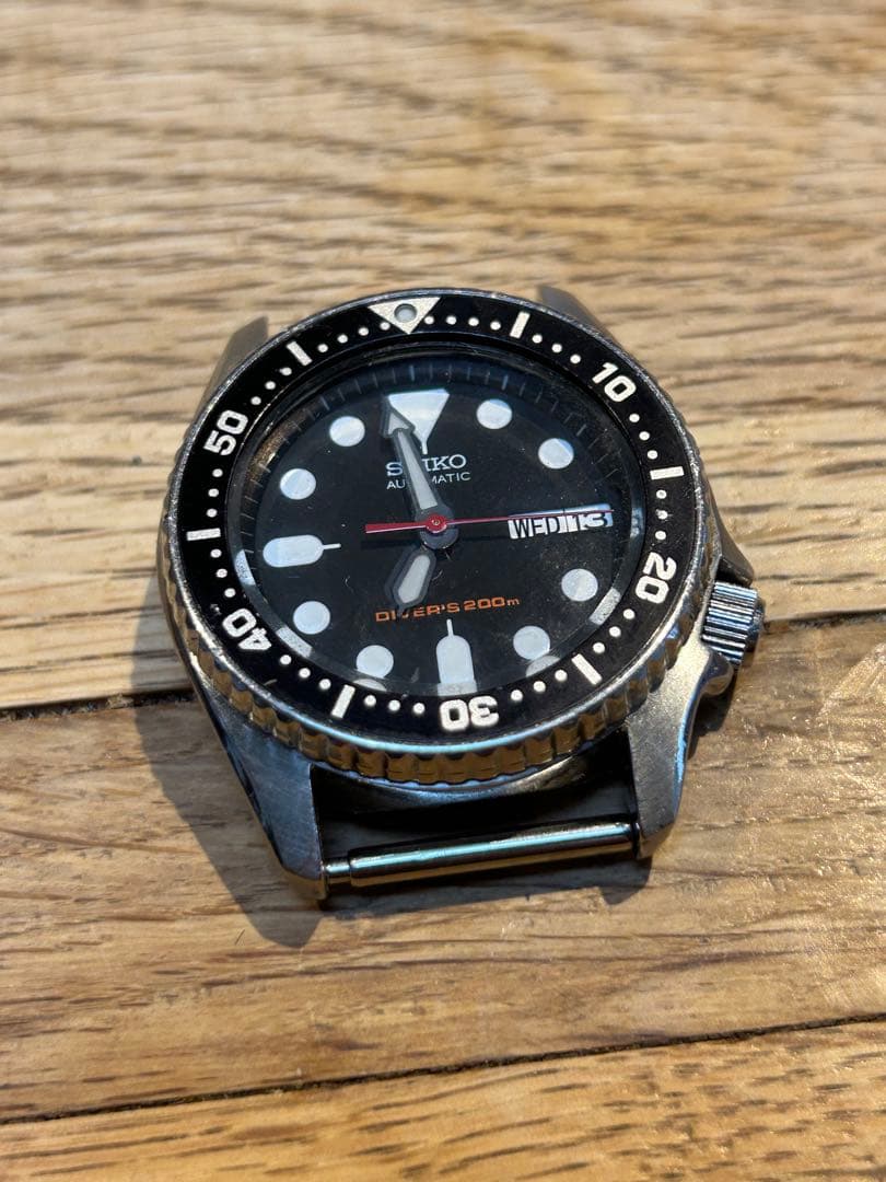 SEIKO BLACK BOY ボーイズサイズ SKX013K 珍しい秒針赤 - メルカリ
