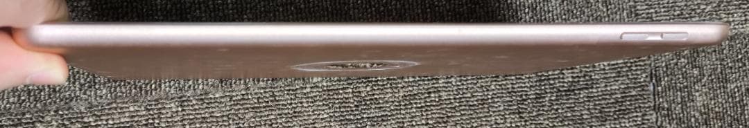 Apple iPad Wi-Fiモデル 128GB MRJP2J/A ゴールド