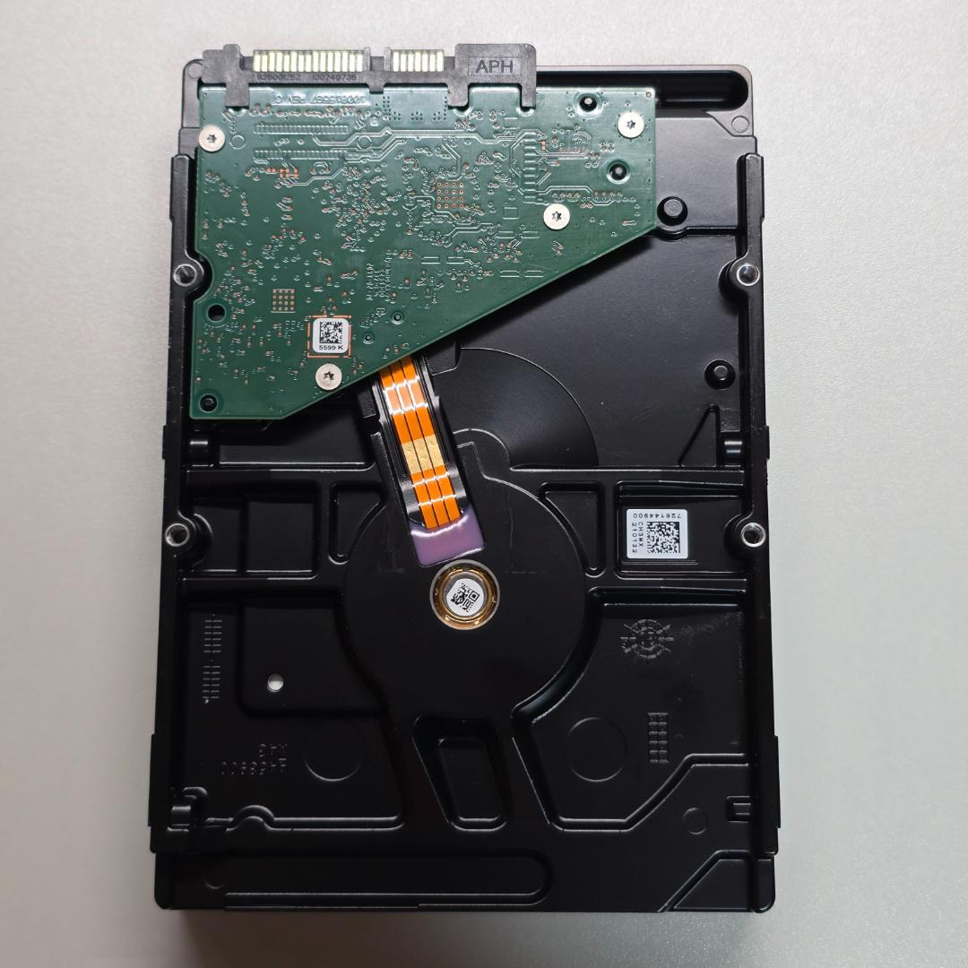Seagate Barracuda ST8000DM004 8TB　③