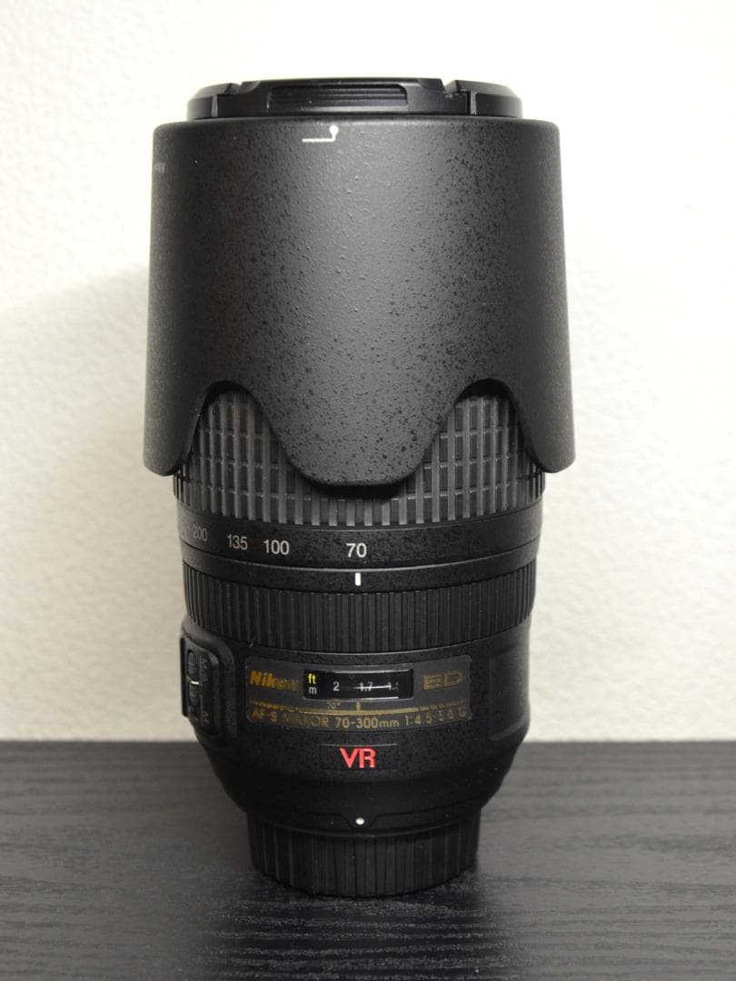 Nikon NIKKOR 70-300mm f4.5-5.6 ズームレンズ
