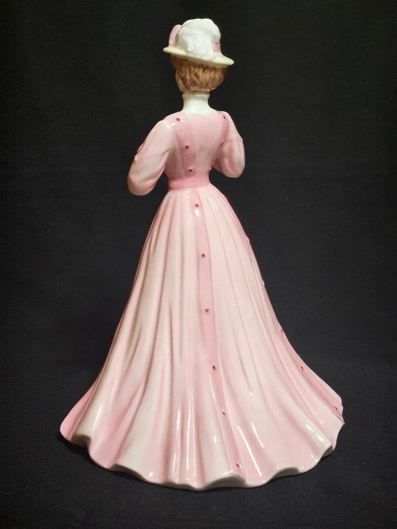 新品箱入り 証明書付き リントンズ エミリー コールポート フィギュ