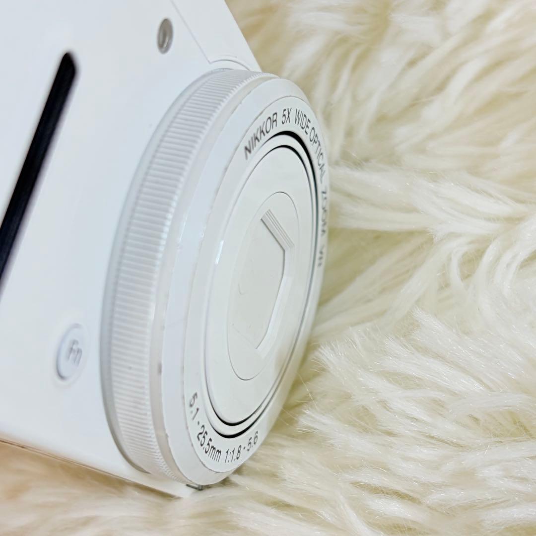Nikon COOLPIX P330 ホワイト