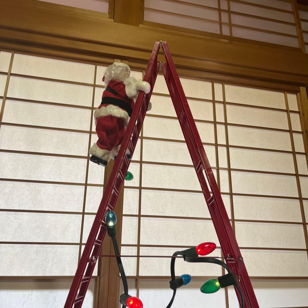 サンタさんが電動ではしごを上り下りします！ライト付き クリスマス