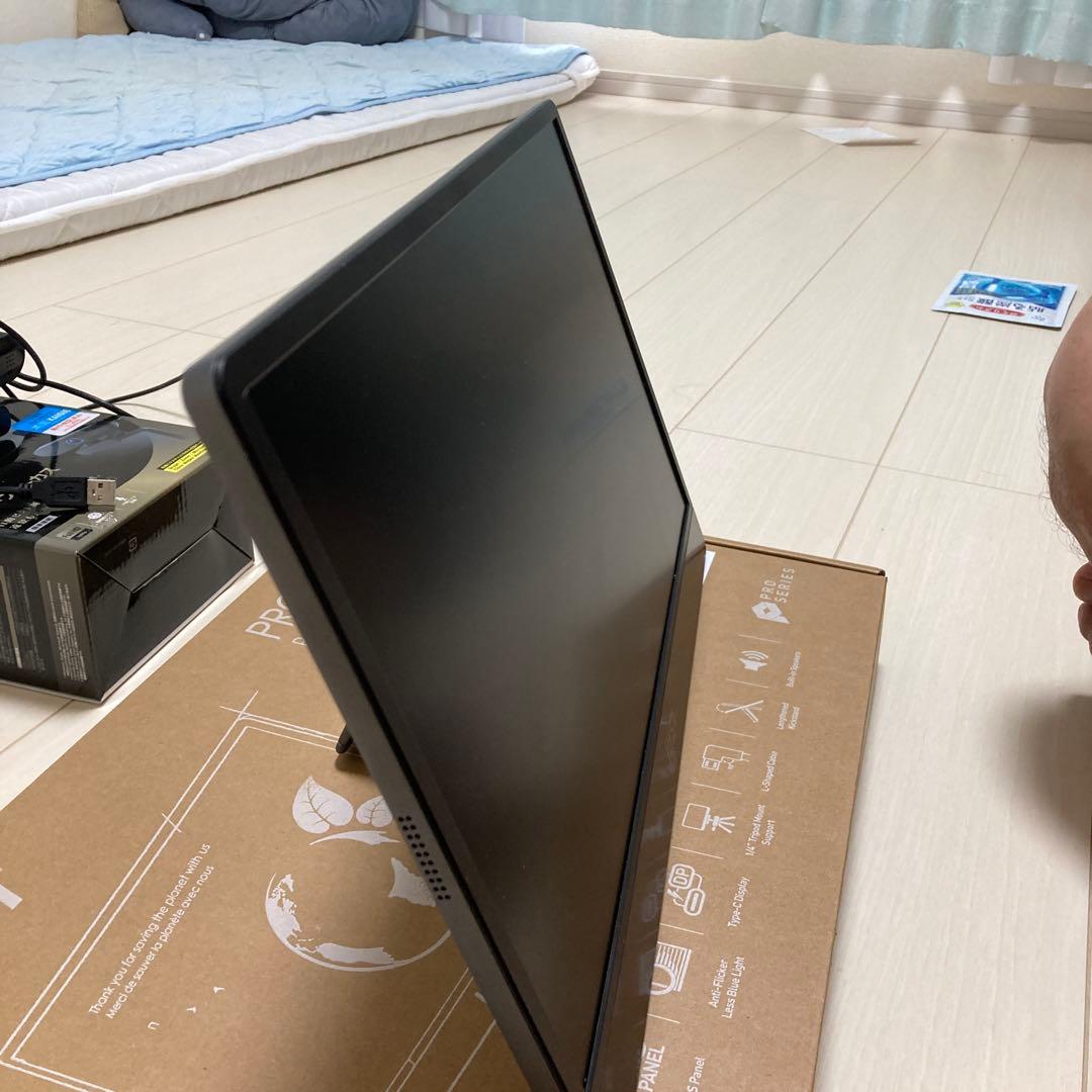 MSI PRO MP161 E2 ディスプレイ 本体