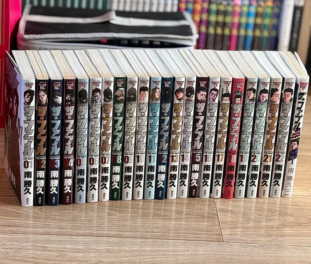 ファブル 全巻セット 1-22巻 ➕1巻 南勝久 Amazon.co.jp: ザ・ファブル コミック 全22巻セット [コミック] 南