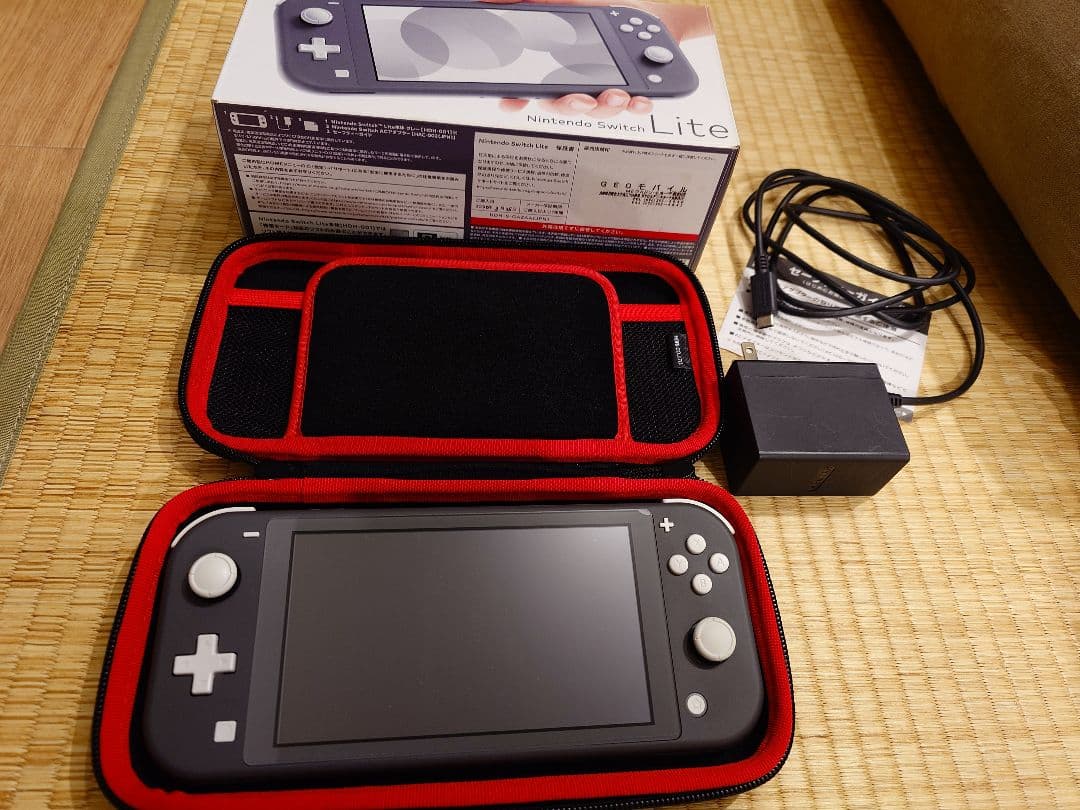 WII改造品 ポータブルゲーム機 ハードケース付き