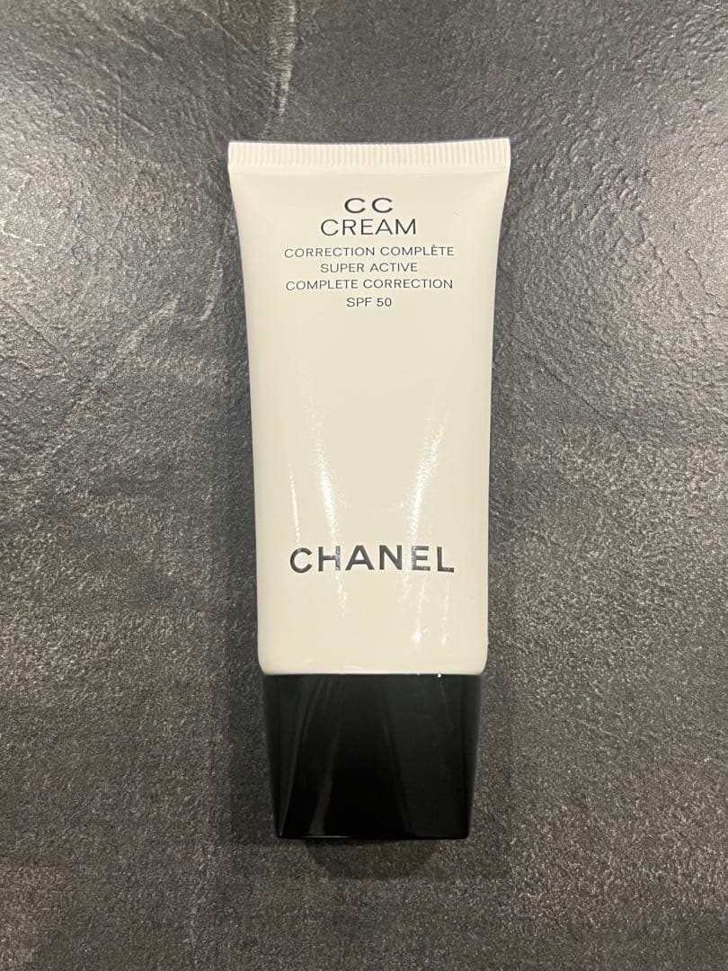 シャネル　CCクリームN 21 ベージュ シャネル / CC クリーム N 21 ベージュの公式商品情報｜美容・化粧品